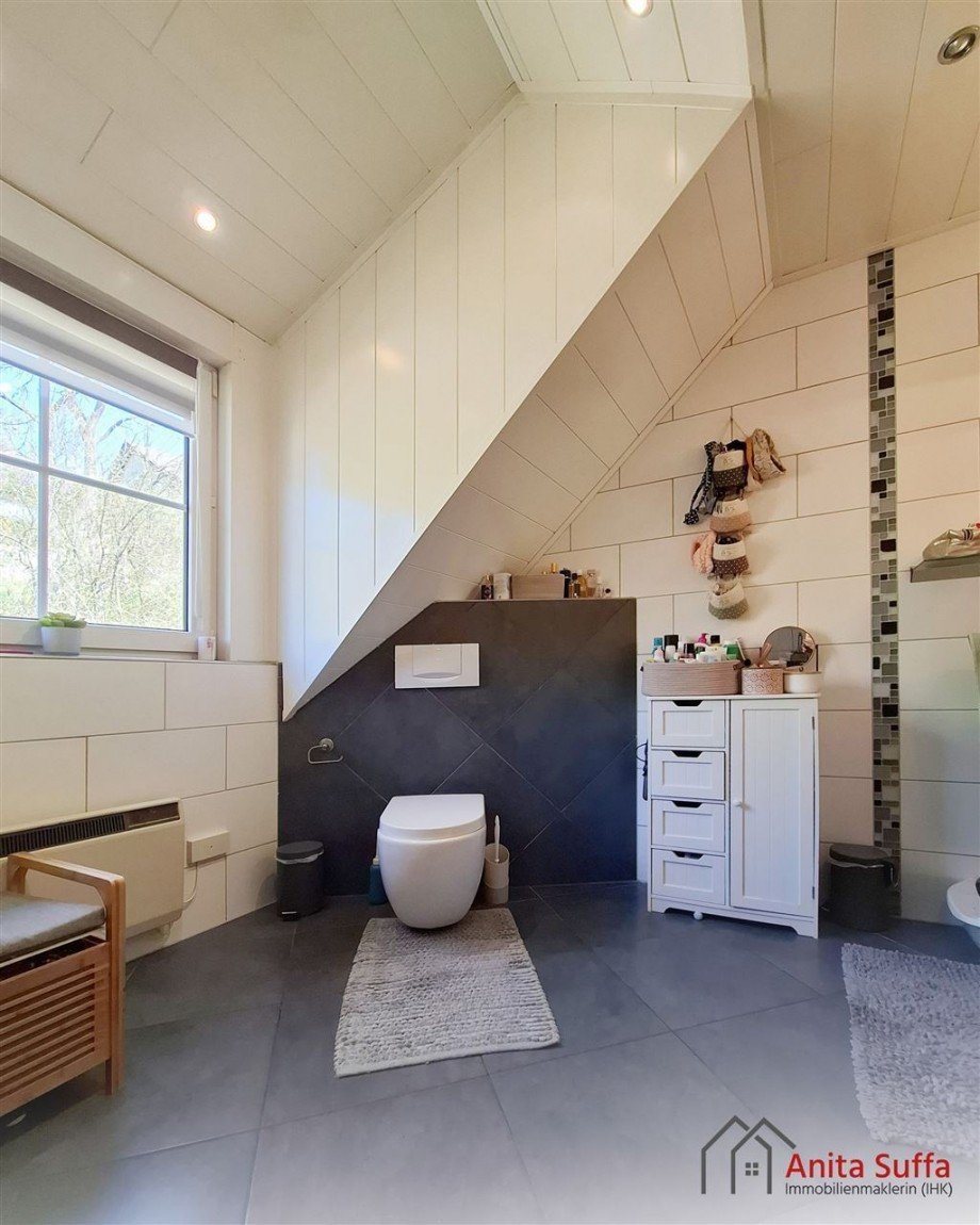 Bad OG Einfamilienhaus Scheinfeld