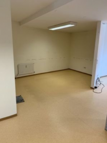 Wartebereich Attraktive Gewerbeeinheit mit flexibler Raumaufteilung in 1A-Lage!