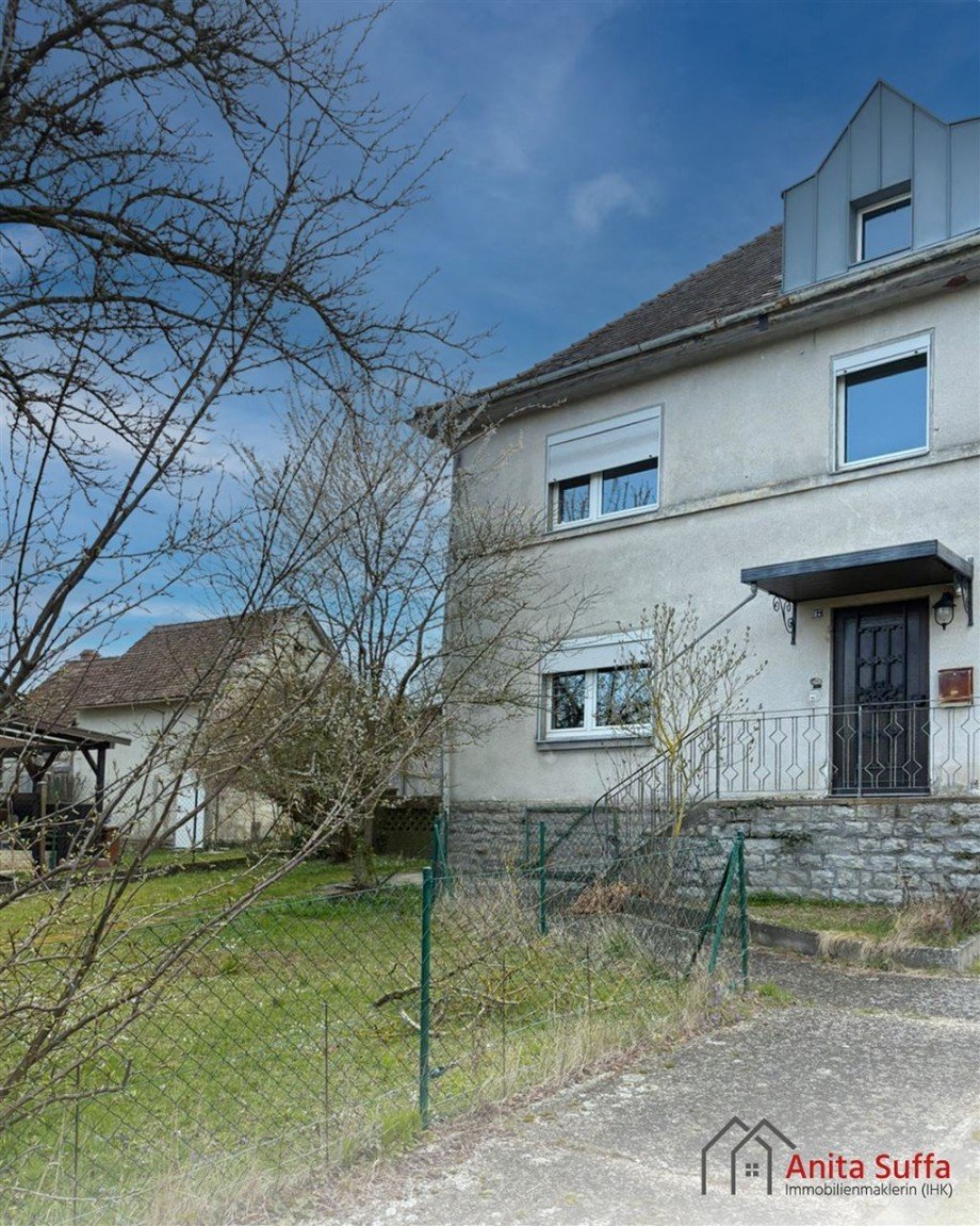 Aussenansicht Doppelhaush�lfte Uffenheim