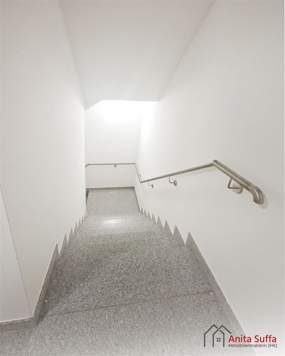 Treppenhaus Etagenwohnung Domb�hl