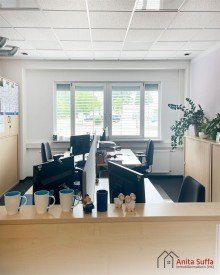 B�ro 2 Gro�z�giges B�rogeb�ude mit optimaler Lage direkt an der B470!