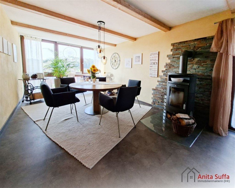 Esszimmer DG Mehrfamilienhaus M�nchsteinach