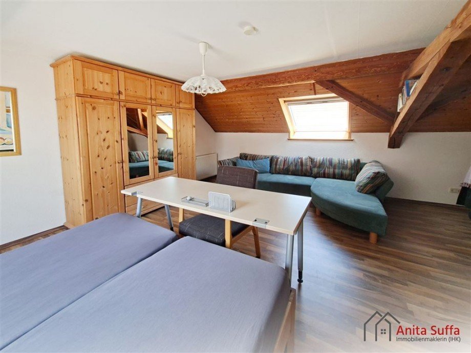 Zimmer 1 DG Zweifamilienhaus Dachsbach