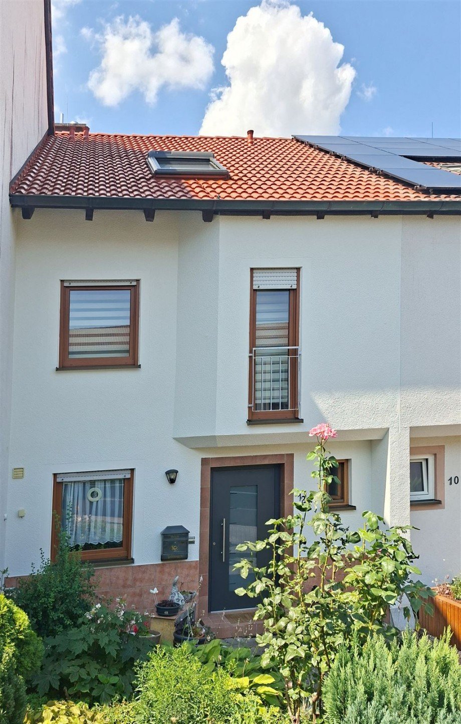 NeueFassade Reihenhaus Dietersheim , Mittelfr