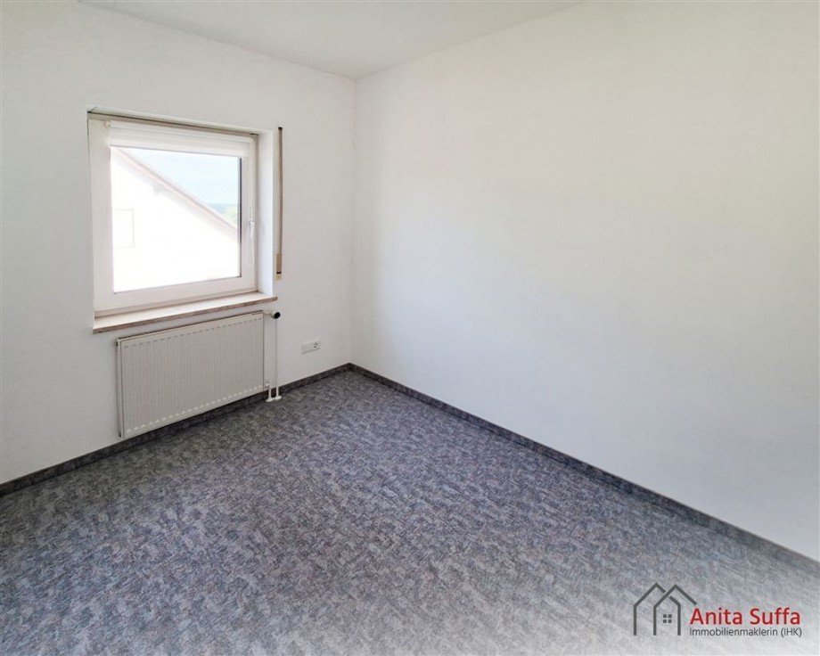 Zimmer OG Zweifamilienhaus Neuhof a d Zenn