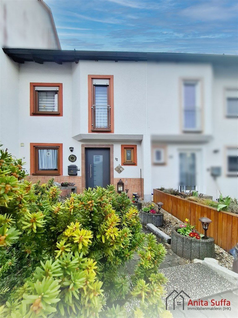 Au�enansicht Dietersheim , Mittelfr Reihenhaus Wohlf�hlen auf drei Etagen - gepflegtes Reihenhaus in ruhigem Wohngebiet