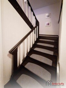 Treppenaufgang Gro�z�giges Wohngl�ck �ber zwei Etagen mit Dachterrasse