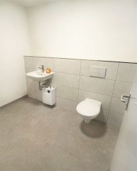 Bild (3186abe3ecf1c3bfda259eb6af3e03c8): Modernisierte B�rofl�chen in ruhiger Lage zu vermieten! B�ro 1