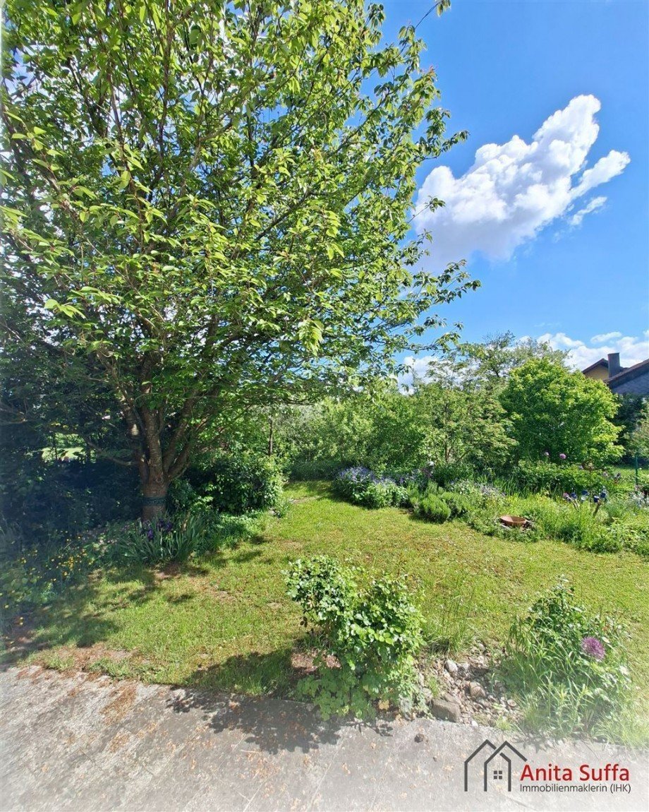 Hinterer Garten Zweifamilienhaus Markt Bibart