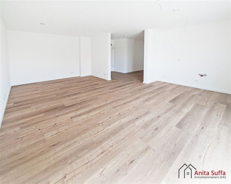 WohnEssbereich2 Etagenwohnung Domb�hl