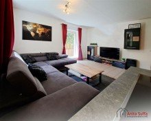 Wohnzimmer Einliegerwohnung **reserviert**Ein Zuhause aus Massivholz - W�rme, Qualit�t und Natur vereint!