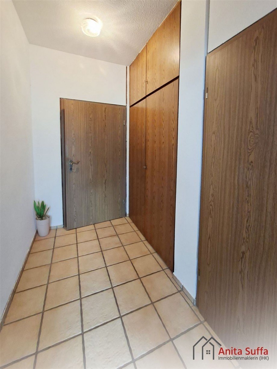 Flur UG Zweifamilienhaus Neuhof a d Zenn