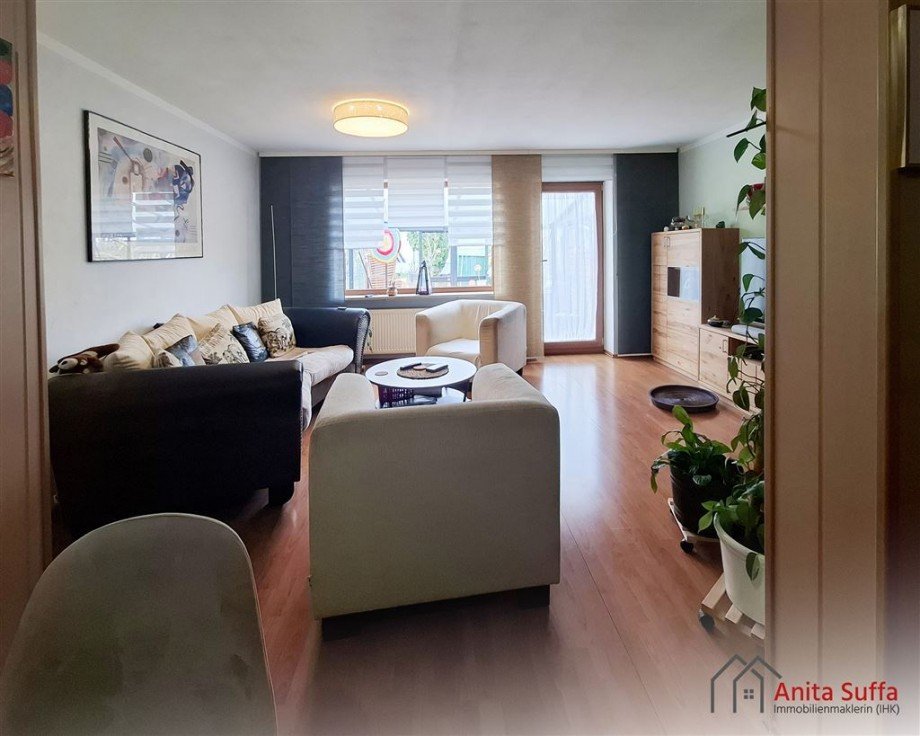 Wohnzimmer Reihenhaus Dietersheim , Mittelfr