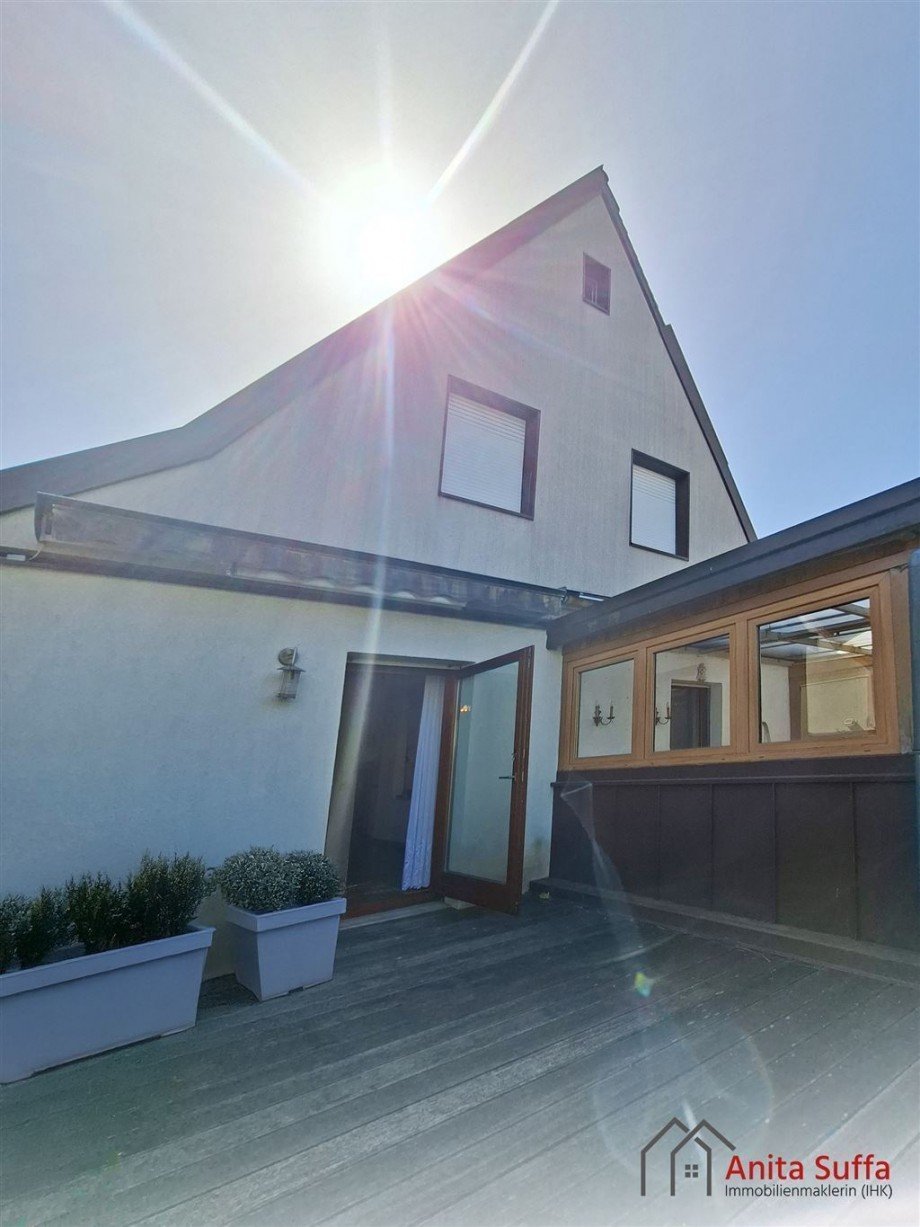 Au�enansicht hinterm Haus Einfamilienhaus Herzogenaurach