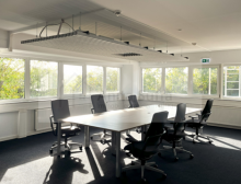2. OG Besprechungszimmer 2 Gewerbe-/�Produktionshallen mit B�ror�umen in 91477 Markt Bibart zu vermieten!