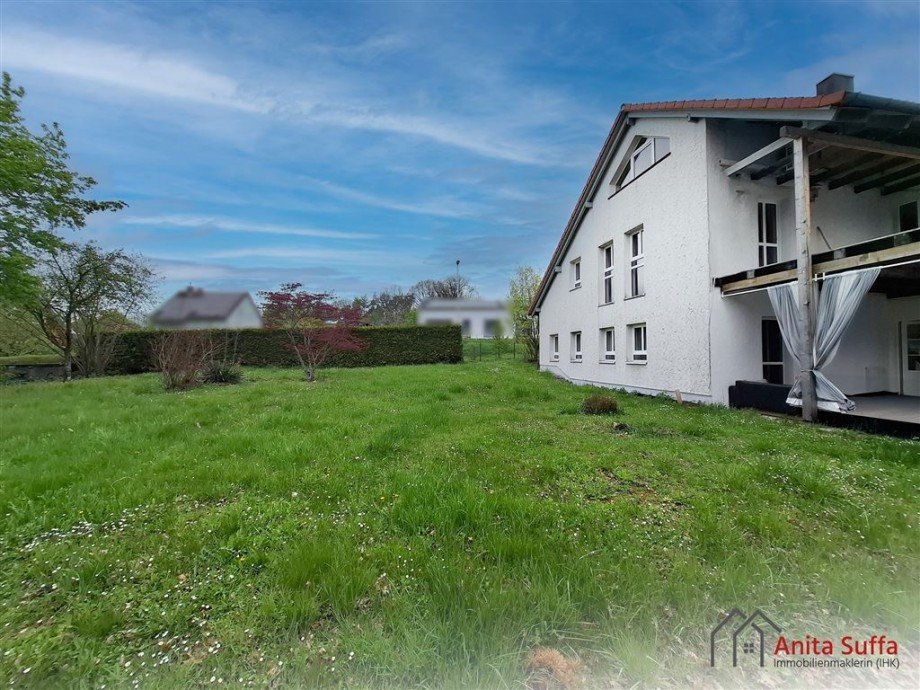 Au�enansicht Zweifamilienhaus Lonnerstadt