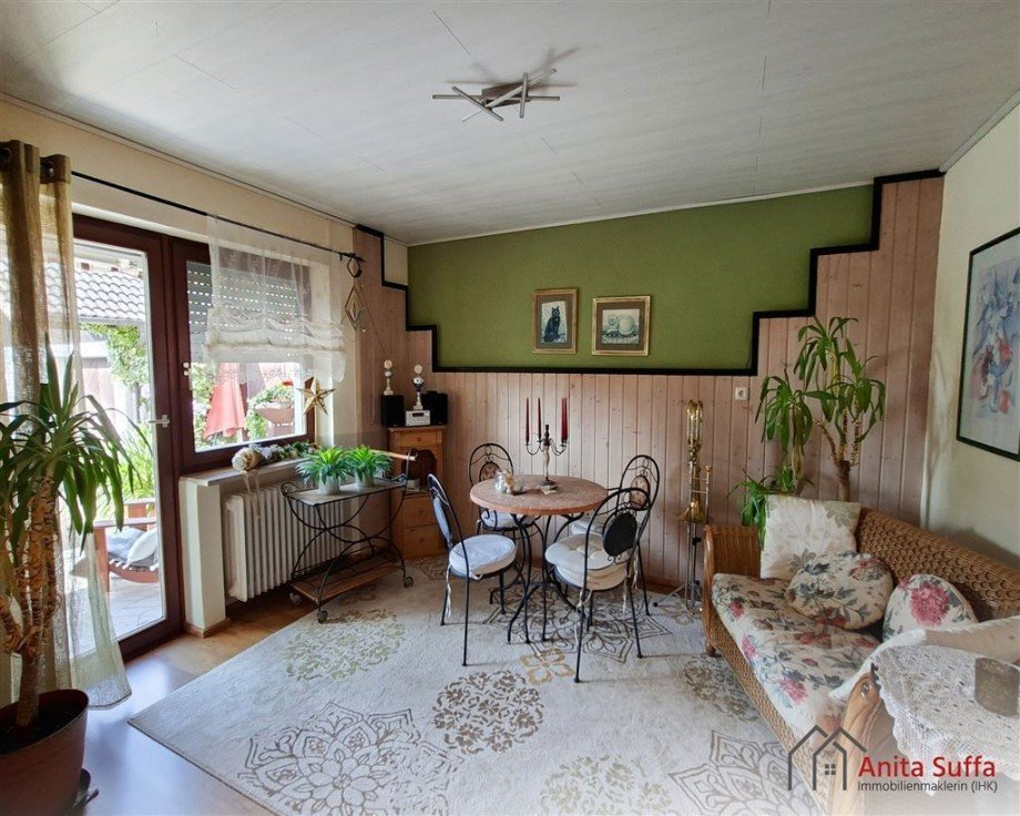 Sitzecke K�che UG Mehrfamilienhaus M�nchsteinach