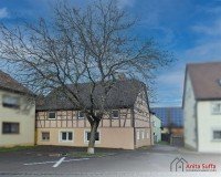 Bild (4fb5f333a01bcf7937855f8a0a7cbbce): Historisches Anwesen mit Charme, viel Platz und gro�em Entwicklungspotenzial