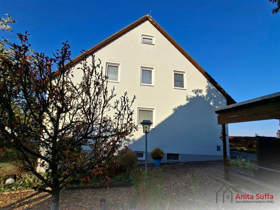 Seitenansicht Zweifamilienhaus Neuhof a d Zenn