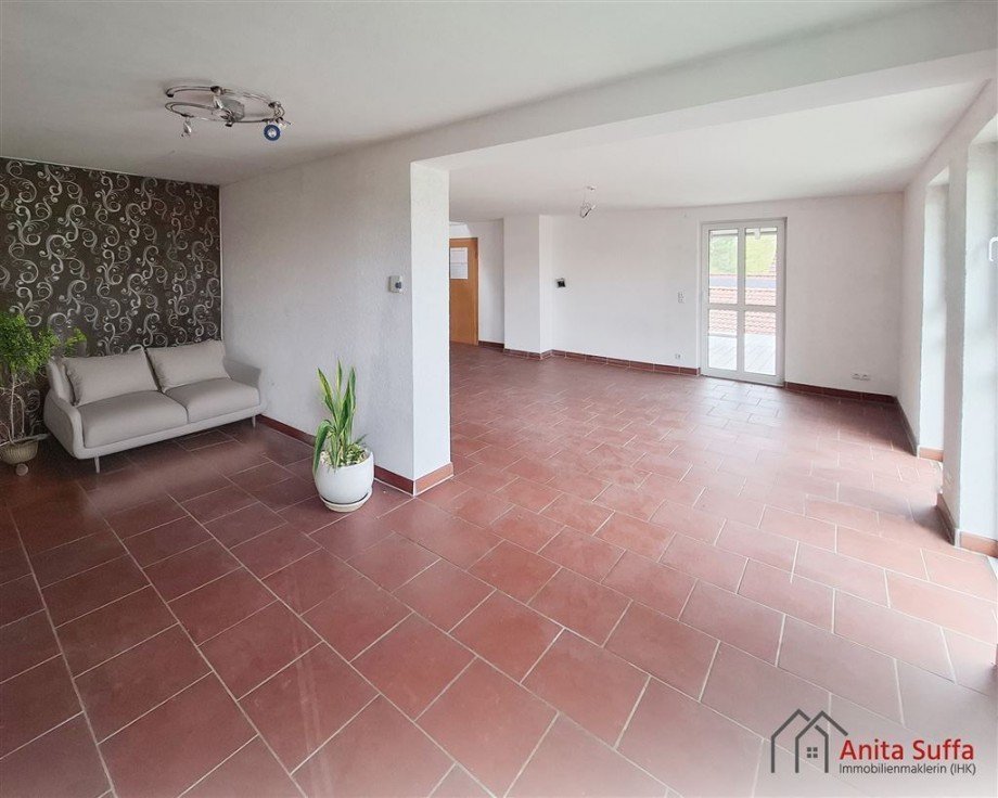 Wohn- Essbereich OG Zweifamilienhaus Lonnerstadt