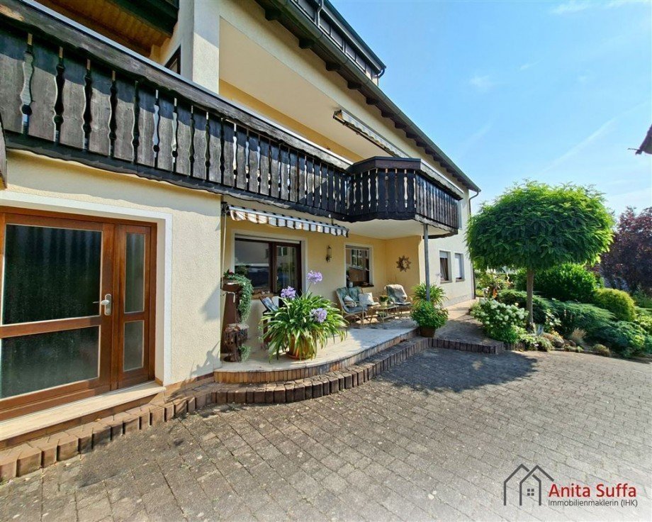 Terrasse UG Mehrfamilienhaus M�nchsteinach