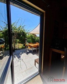 Zugang K�che Terrasse **reserviert**Ein Zuhause aus Massivholz - W�rme, Qualit�t und Natur vereint!