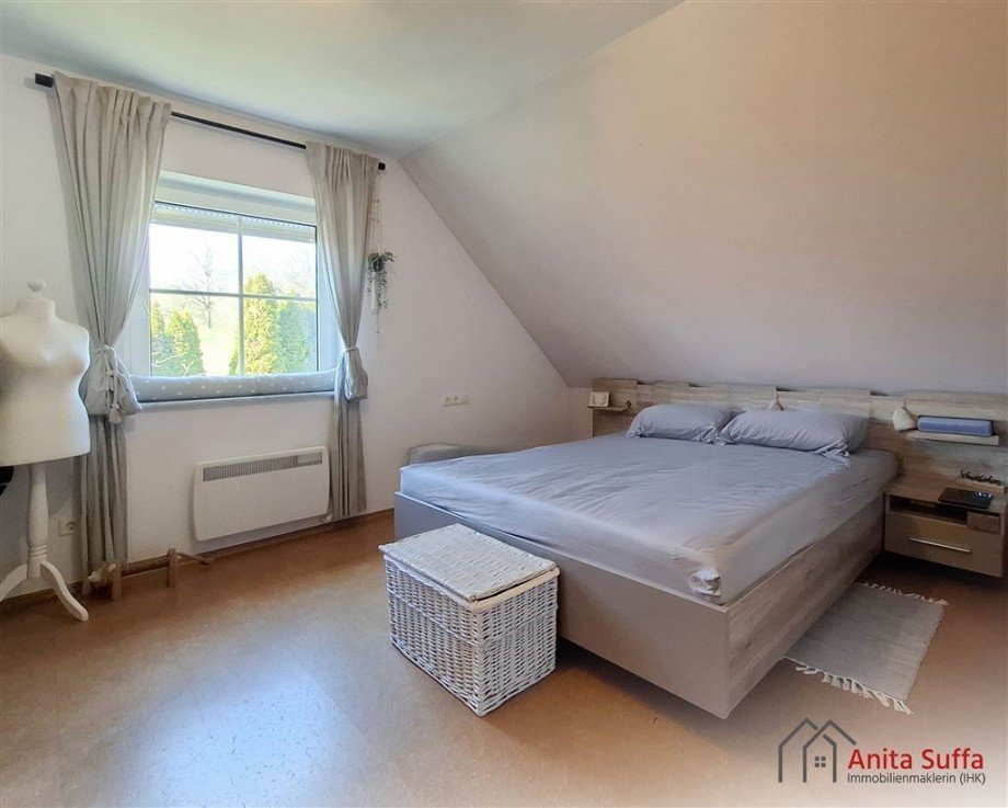 Schlafzimmer OG Einfamilienhaus Scheinfeld