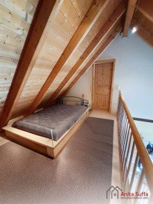 Galeriezimmer 1 **reserviert**Ein Zuhause aus Massivholz - W�rme, Qualit�t und Natur vereint!