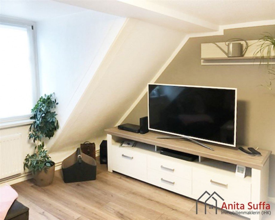 Wohnzimmer DG Mehrfamilienhaus Erfurt