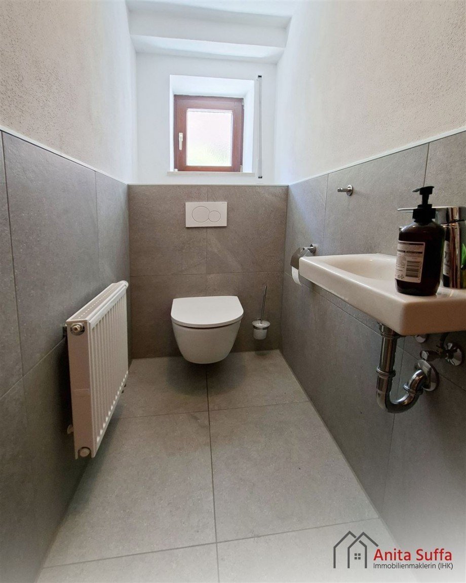 G�ste WC EG Zweifamilienhaus Dachsbach
