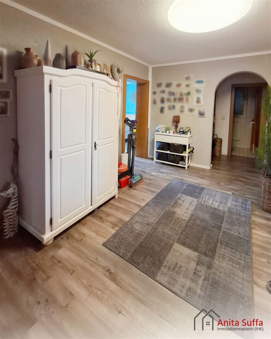 Flur EG Einfamilienhaus Neustadt a d Aisch