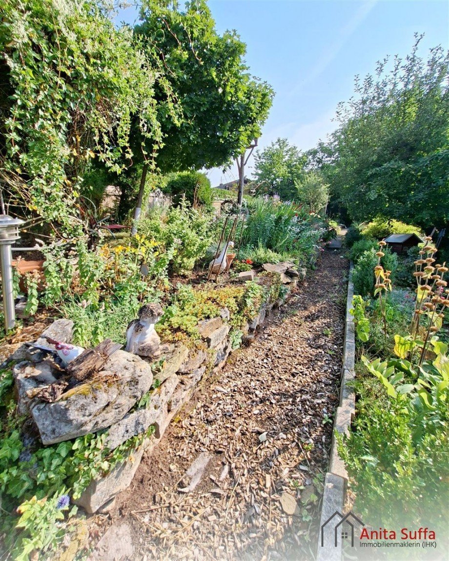 Garten Mehrfamilienhaus M�nchsteinach