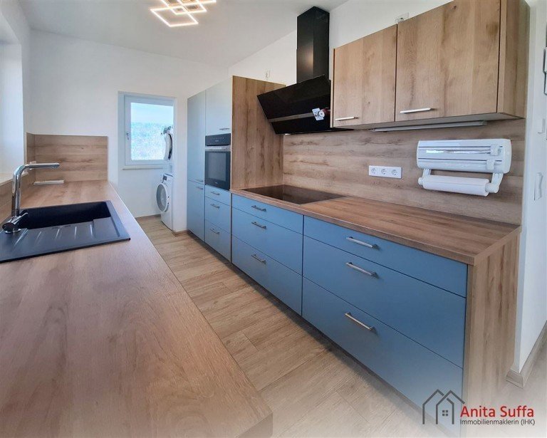 K�che Wachenroth Etagenwohnung Exklusive KfW-55-Wohnung mit Aufzug, Wintergarten und offenem Wohnkonzept