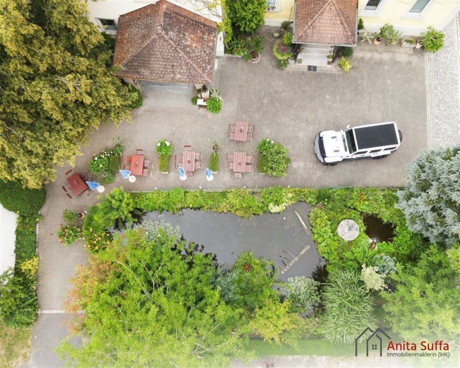 Au�enaufnahme Gastronomie und Wohnung Markt Taschendorf