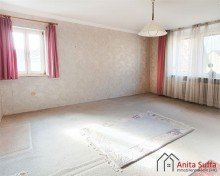 Schlafimmer 2 OG Geschichtstr�chtiges Wohn- und Gesch�ftshaus in Stadtmitte zu verkaufen!