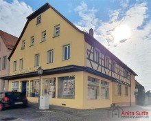 Hausansicht (Stra�enseite) Geschichtstr�chtiges Wohn- und Gesch�ftshaus in Stadtmitte zu verkaufen!