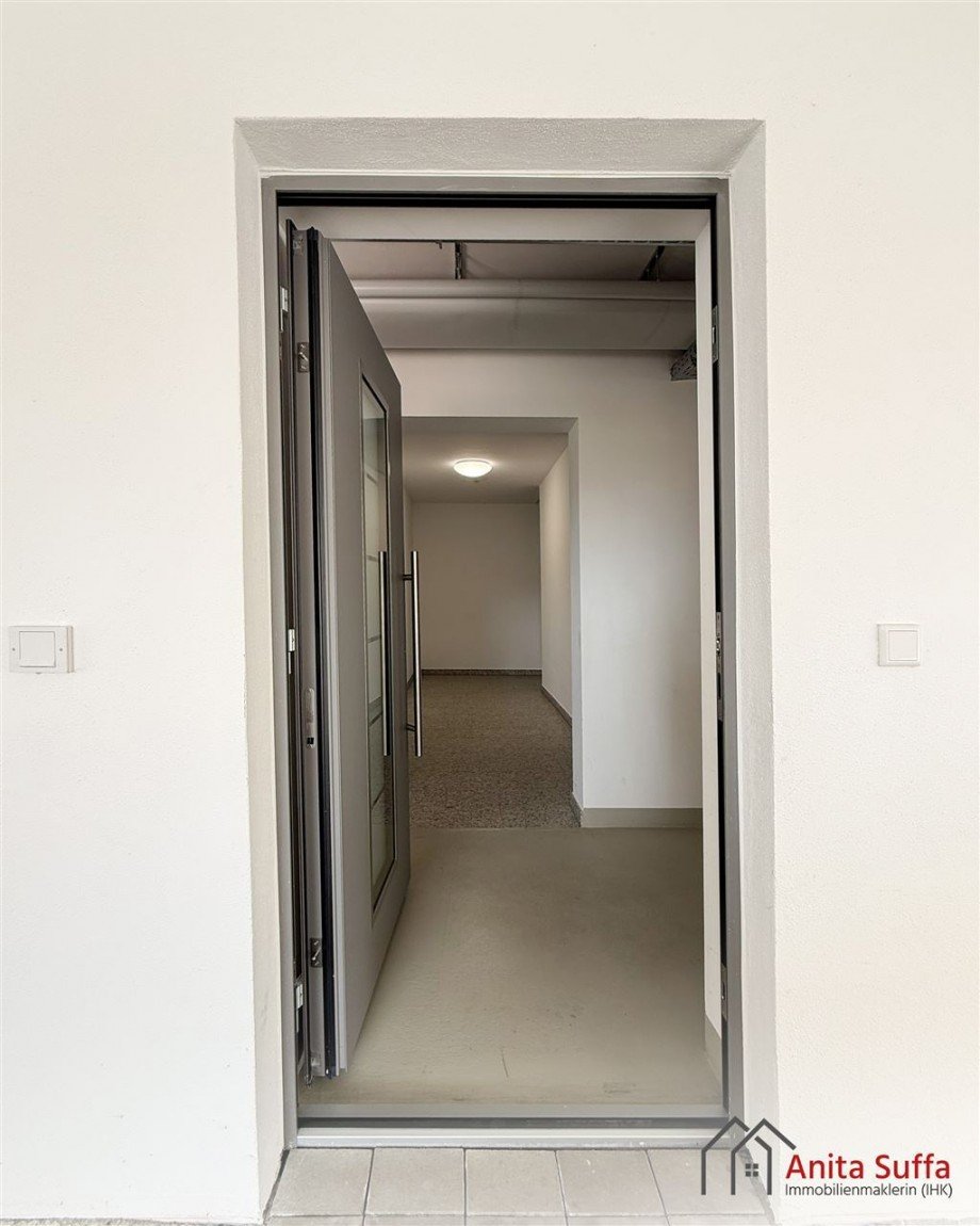 ZugangStellplatzHaus Etagenwohnung Wachenroth