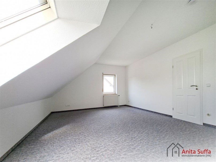 Zimmer OG Zweifamilienhaus Neuhof a d Zenn