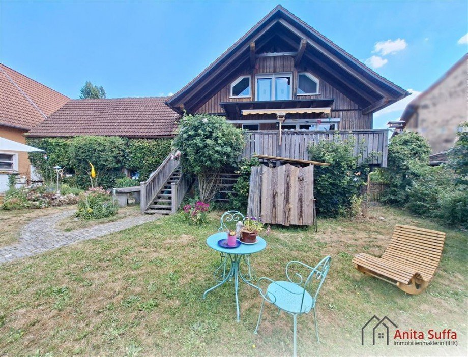 Hintere Hausansicht u. Garten Zweifamilienhaus Dachsbach