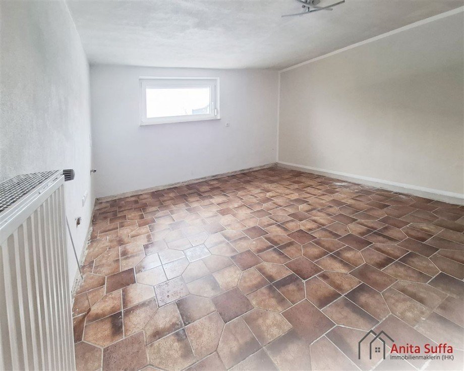 Zimmer UG Einfamilienhaus Neustadt a d Aisch