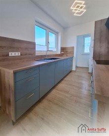 K�che Lichtdurchflutetes Wohnen: KfW-55-Apartment mit Wintergarten, Aufzug und Doppelcarport!