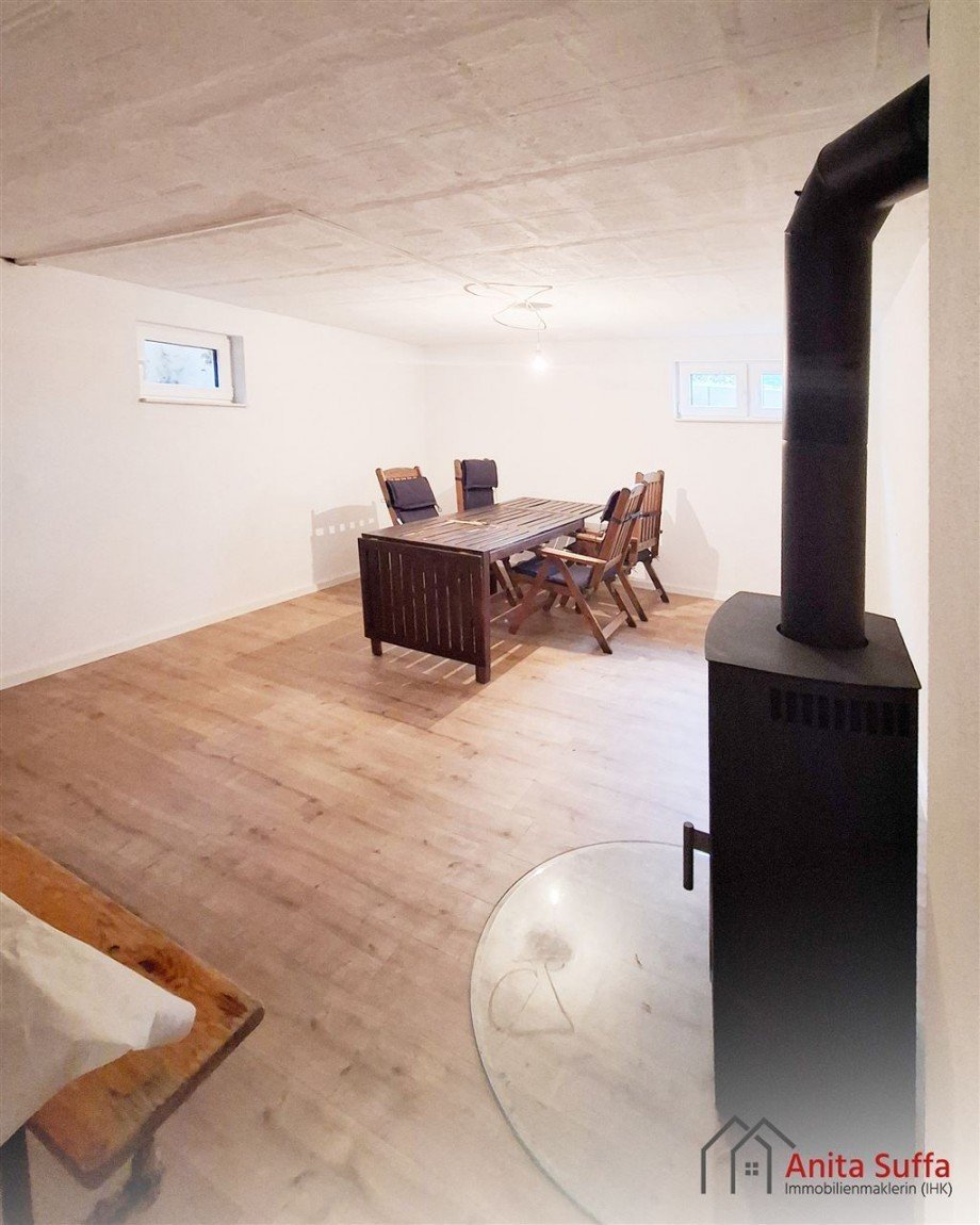 Zimmer UG Einfamilienhaus Neustadt a d Aisch