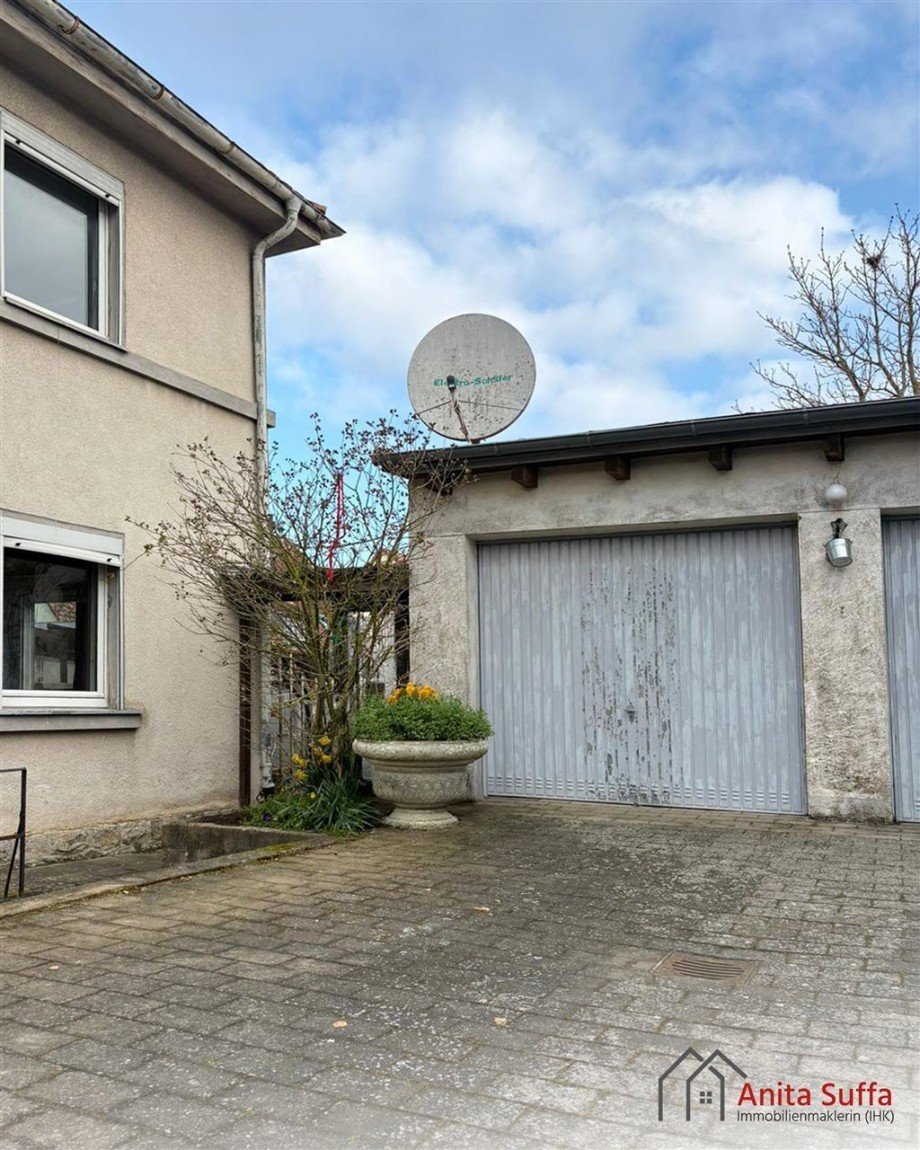 Garage Doppelhaush�lfte Uffenheim