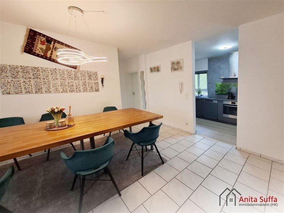 Wohn- Essbereich EG Zweifamilienhaus Lonnerstadt