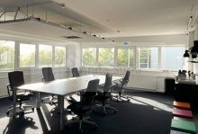 2. OG Besprechungszimmer 2 Gewerbe-/�Produktionshallen mit B�ror�umen in 91477 Markt Bibart zu vermieten!