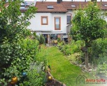 Au�enansicht Garten Familienfreundliches Reihenhaus mit viel Platz auf drei Etagen