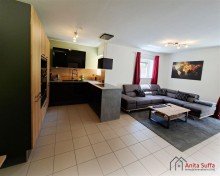Wohn- Essbereich Einliegerwohnung **reserviert**Ein Zuhause aus Massivholz - W�rme, Qualit�t und Natur vereint!