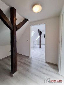Zimmer DG Gro�z�giges Wohngl�ck �ber zwei Etagen mit Dachterrasse
