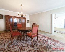 Wohnzimmer OG Geschichtstr�chtiges Wohn- und Gesch�ftshaus in Stadtmitte zu verkaufen!