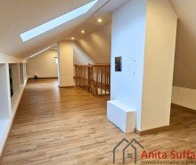 Studio DG Familienfreundliches Anwesen mit zus�tzlichem Wohnmodul f�r G�ste oder Pflege